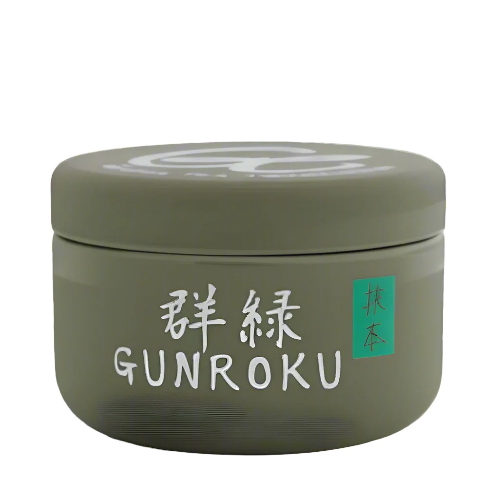 Bột Matcha nguyên chất Tsuchiyama Gunroku với thiết kế truyền thống, màu xanh lá cây đặc trưng từ Nhật Bản
