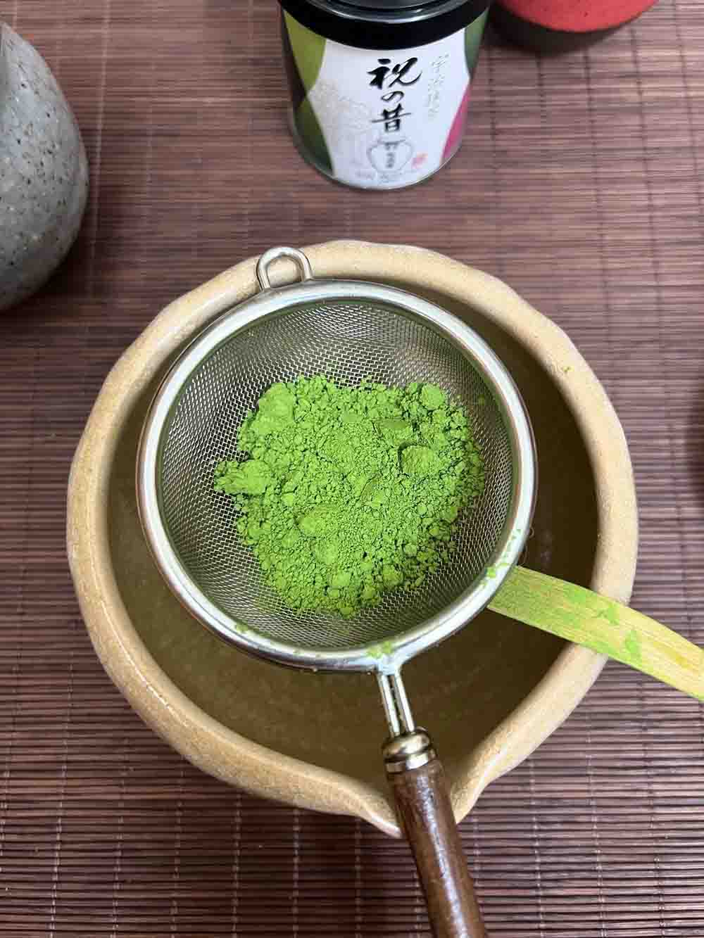 Pha bột Matcha Shohukuen dễ dàng